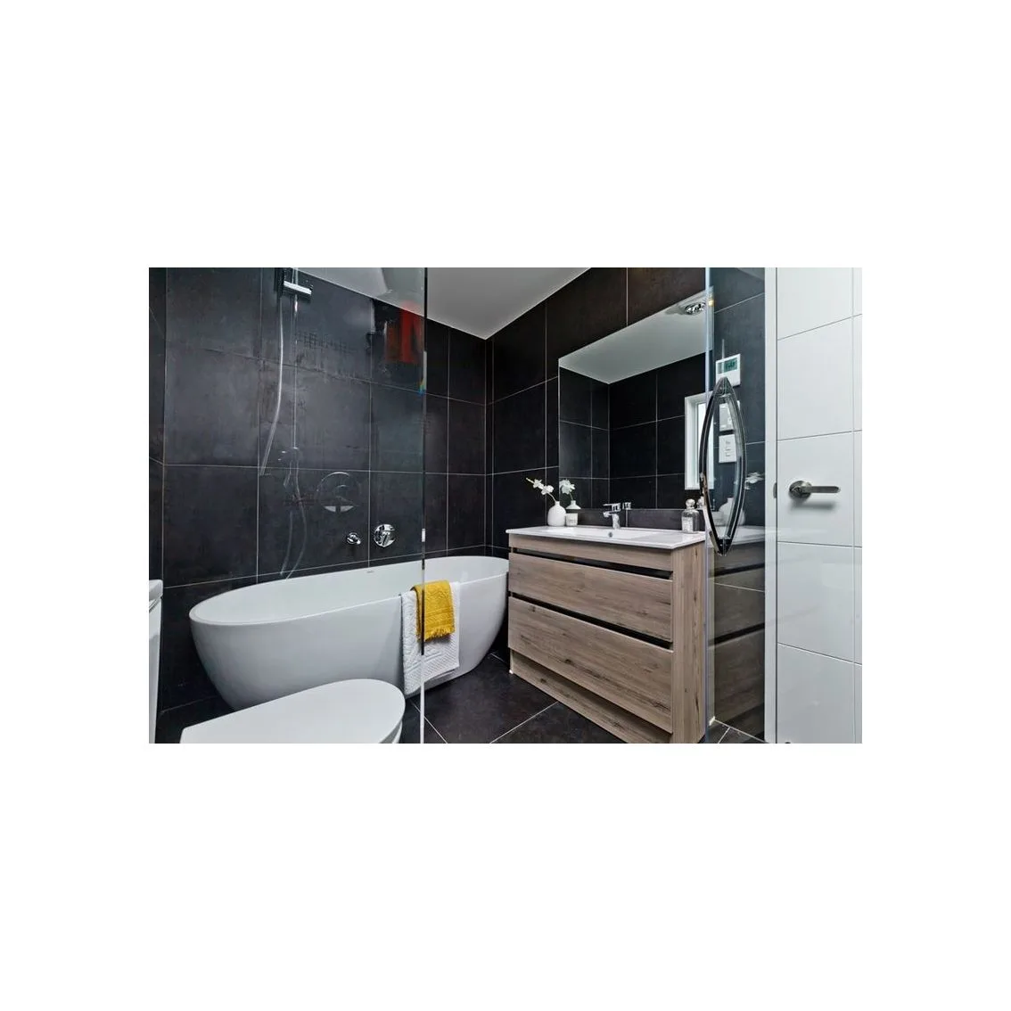 LF-C60010 600x600x10mm tile NZ — image 2