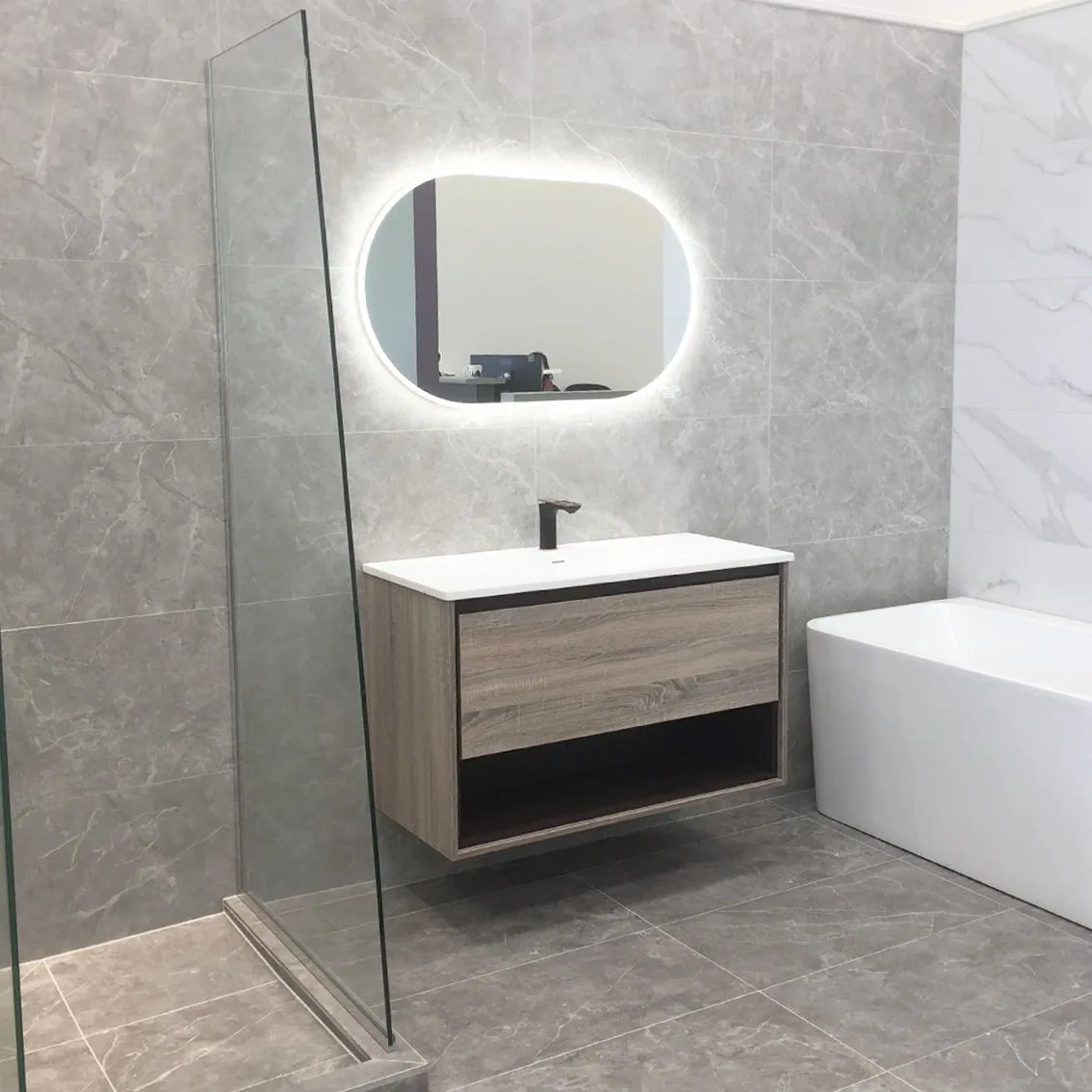 Venus Light Grey 400x800 400x800x10mm tile NZ — image 3